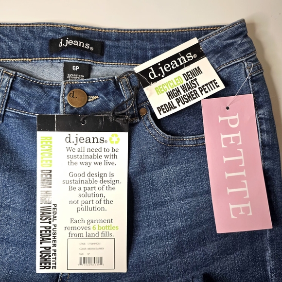 d. jeans Women's Straight Leg Blue Pedal Jeans - Picture 4 of 8